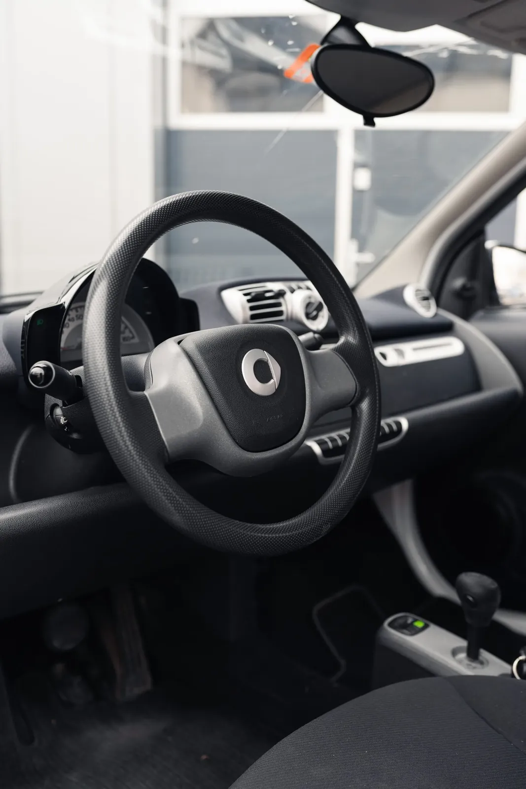 Smart Fortwo – Ansicht 3 von Rent & Roll