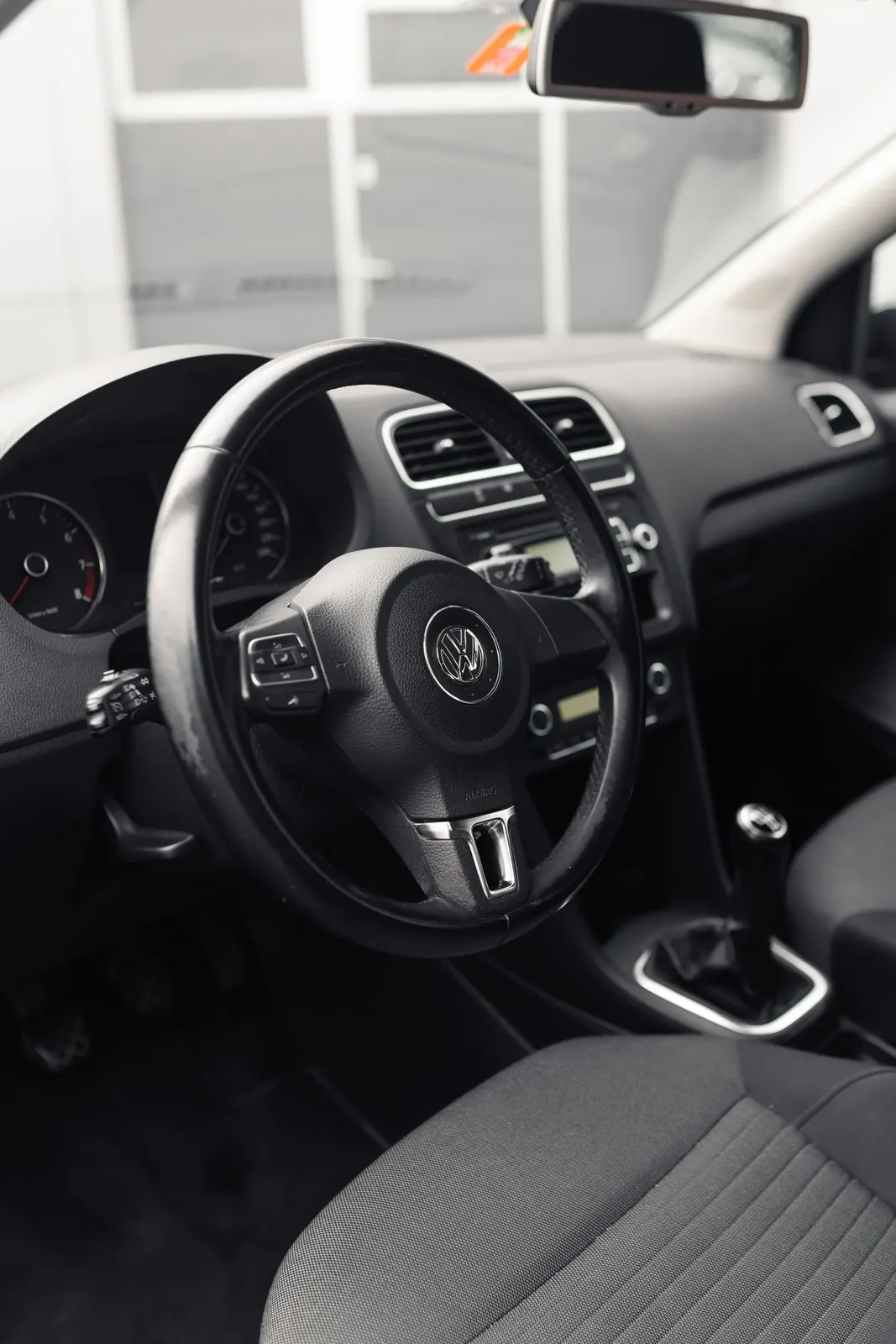 VW Polo 1.4 – Ansicht 3 von Rent & Roll